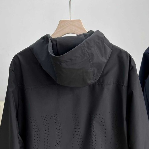 

spring and summer men's hooded casual loose jacket jacket, nylon fabric soft and comfortable, loose version of leisure fashion., Black;brown