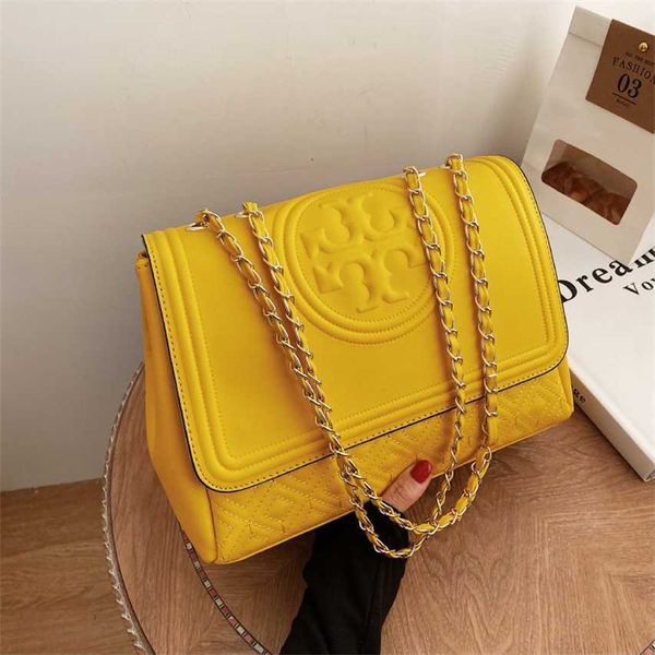 

68% off 2023 new bagdesigner new impressed chain small square lingge one shoulder crossbody fashion women's bag