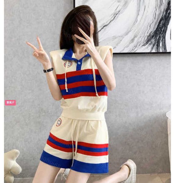 

23ss womens designer clothing casual suit women pants sets lapel color matching logo embroidery sleeveless elastic waist shorts sets women c, White