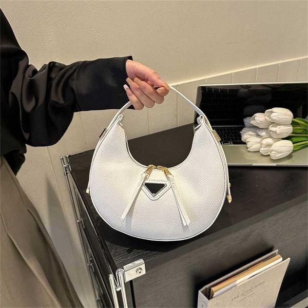 

61% off 2023 new bagdesigner fashion pu women's trend casual handheld underarm popular new solid color versatile crescent bag