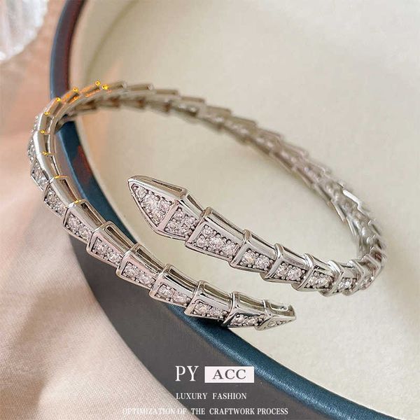 

zircon snake shaped open bracelet with light luxury temperament fashion and advanced sense same style handpiece, Golden;silver