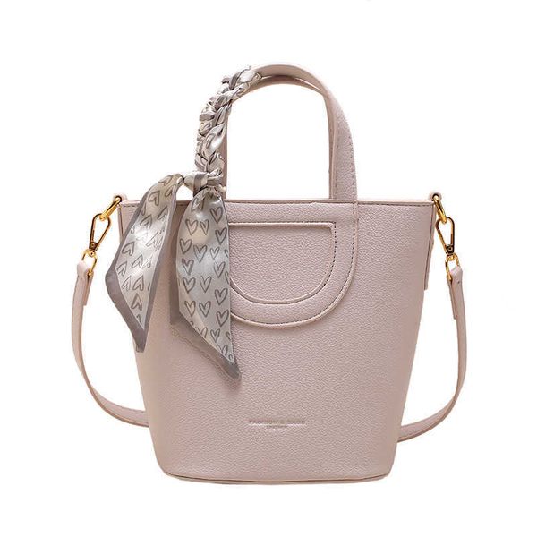 

luxury picotin lock bag bag women's women's shoulder trendy new handbag bucket diagonal cross casual and simple girl's back w