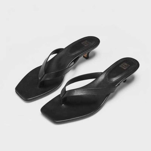 

toteme kitten heel mage feet clamping slippers middle heel leather casual and comfortable thin heel flip-flops