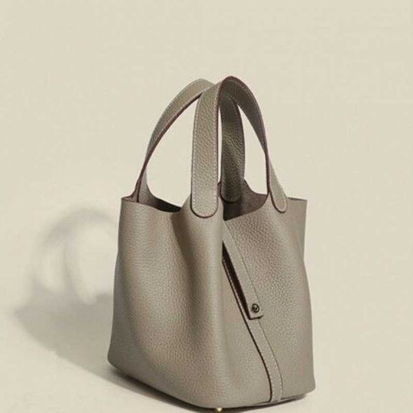

luxury picotin lock bag vegetable basket cow leather head layer bucket women 2023 new women's commuter portable yu9y