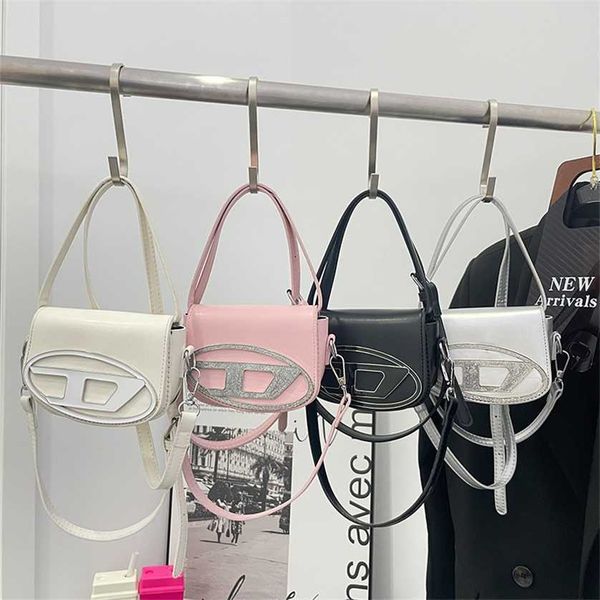 

28% off handbag designer 2023 xiaozhong design dingdang spring/summer portable underarm bag female millennium spicy girl style silver one sh