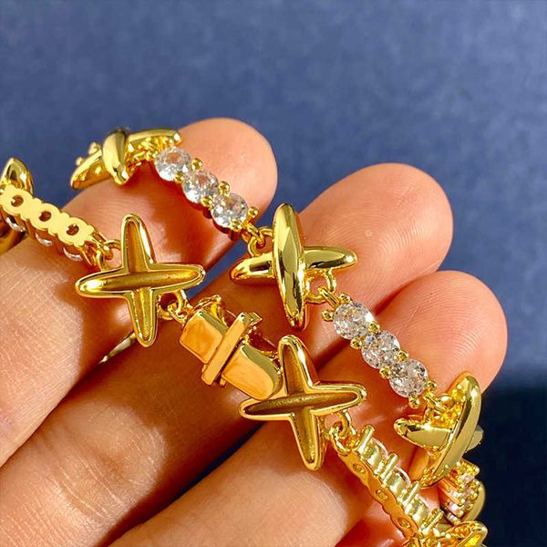 

light luxury zircon bracelet tiffay metal smooth face x letter fashion shiny full diamond plated 18k gold handpiece, Golden;silver