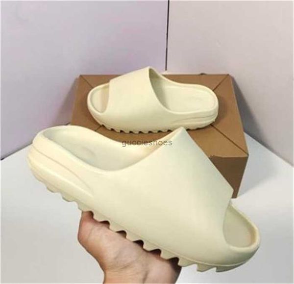 

men's and women's slippers summer crimson mineral blue agate pure black beach slippers chute type foam loess runr bone resin clog