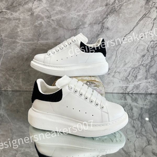 

2023 new luxurys casual shoe trainer womens flat platform designer oversized white black leather mens designer woman shoe men designer sneak