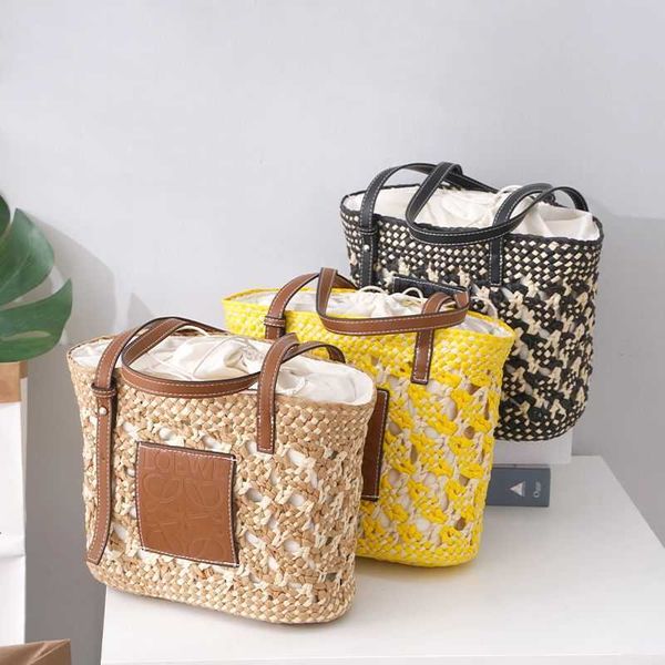 

new straw woven bag trend portable beach crossbody