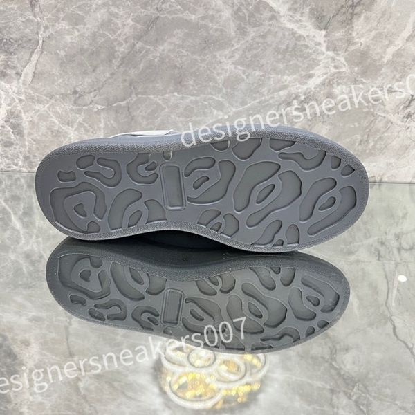 

2023 luxury casual shoe trainer womens flat platform designer white black leather mens designer woman shoe men designer sneaker xsd221129