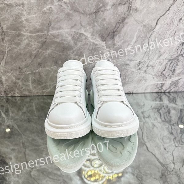 

2023 casual shoe trainer womens flat platform designer white black leather mens designer woman shoe men designer sneaker xsd221127