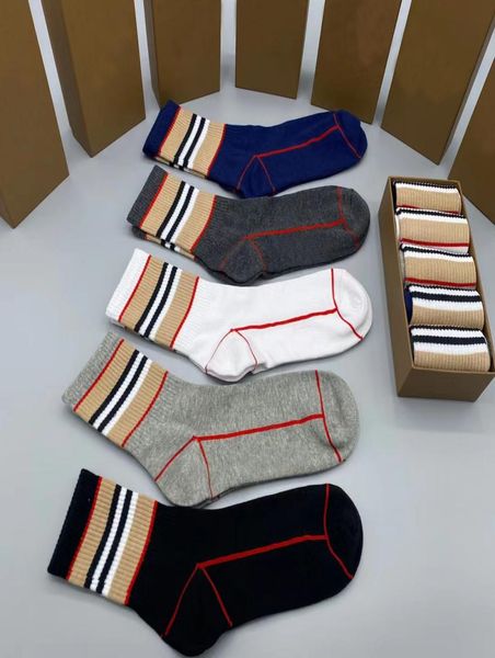 

designer mens socks cotton long sock men casual plaid sports underwear boxed 5 pairs7964864, Black