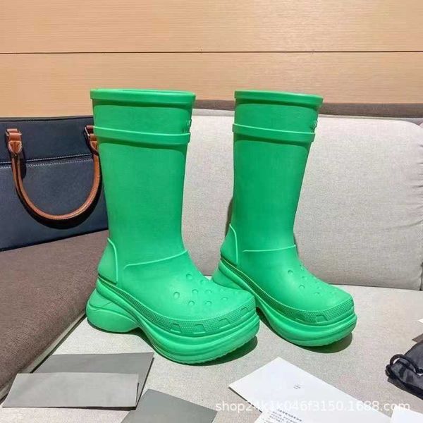 

high end quality 2023 autumn/winter round toe thick sole with raised hole balenciga rain boots waterproof and anti slip sleeve knight boots, Black