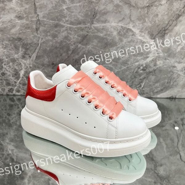 

luxurys black platform loafers shoes thick bottom loafer sneaker fashion chunky flatform oversized wave-shaped rubber outsole xsd221133