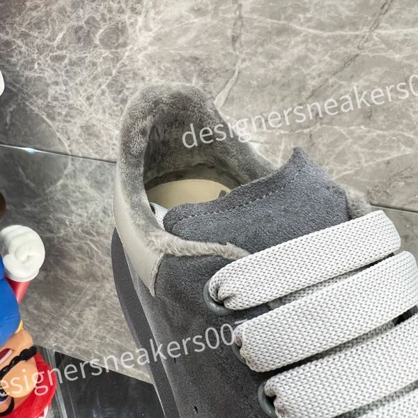 

new luxury casual shoe trainer womens flat platform designer white black leather mens designer woman shoe men designer sneaker xsd221129