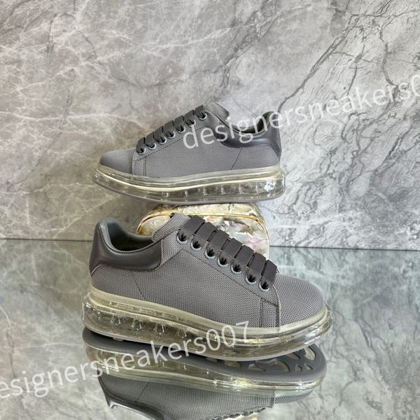 

2023 new luxury designer stage leather increased casual shoes fashionable sports fashion platform mens womens white lace up alexander sneake, Black