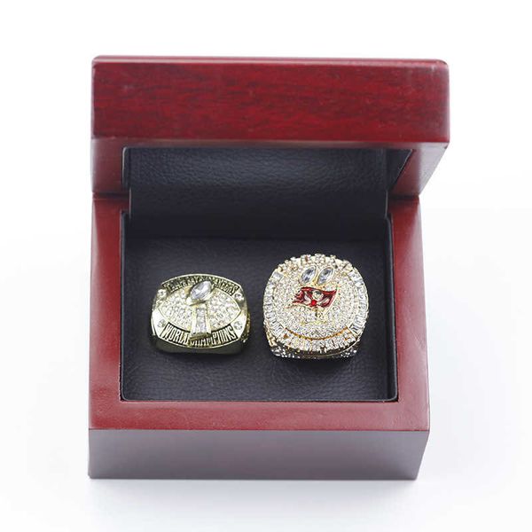 

2002 2020 super bowl champion tampa bay pirate championship ring 2 sets, Silver