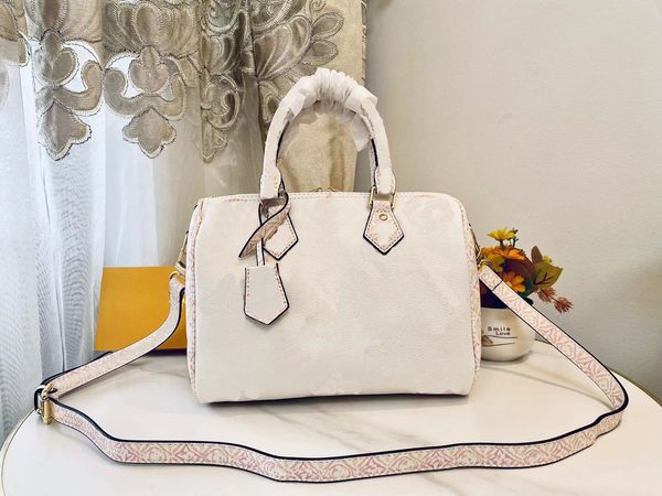 

2023 luxury designer boston bag fashion dazzling adjustable shoulder strap 40391