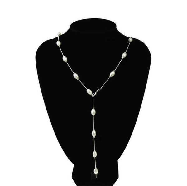 

gothic baroque pearl pendant necklace a long silver necklace at the of a large lady039s wedding column g12139626271