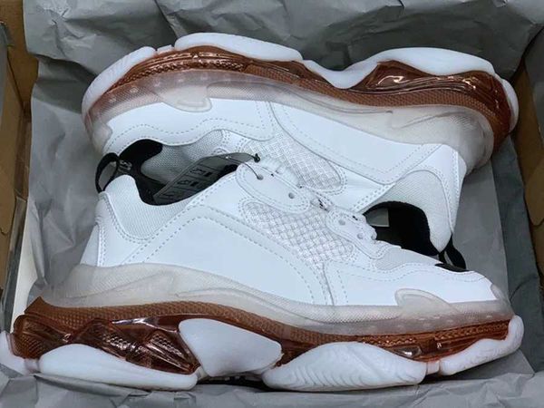 

triple s designer sneaker new color men women leather casual mens designers shoes with clear sole selling style 26, Black