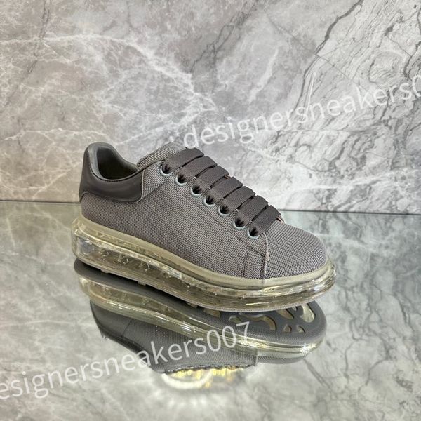 

2023 luxury designer stage leather increased casual shoes fashionable sports fashion platform mens womens white lace up alexander sneakers x, Black