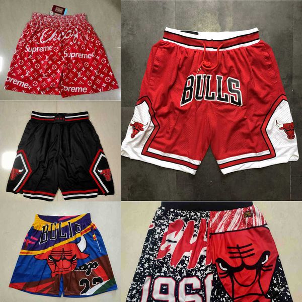 

2023 chicago''bulls''men throwback basketball shorts pocket red black