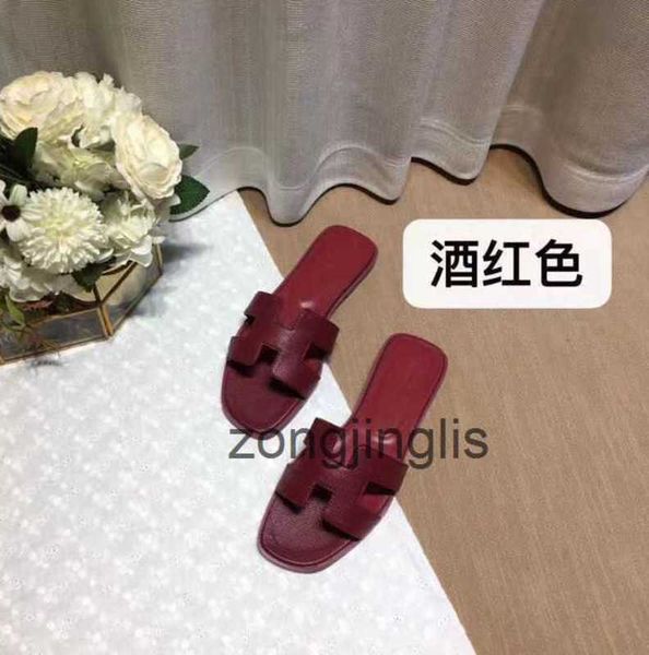 

baida designer oran slippers shoes slipper summer 2023 bear women's sandal color matching leatflat sandals for tourism litchi pattern b