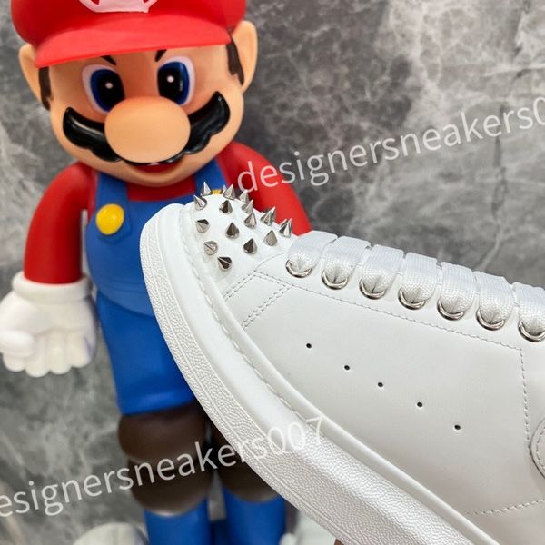 

2023 luxurys casual shoe trainer womens flat platform designer white black leather mens designer woman shoe men designer sneaker xsd221131