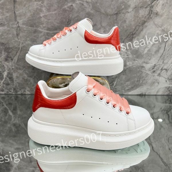 

2023 luxurys black platform loafers shoes thick bottom loafer sneaker fashion chunky flatform oversized wave-shaped rubber outsole xsd221133