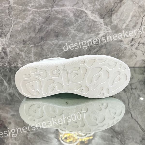 

new luxurys casual shoe trainer womens flat platform designer white black leather mens designer woman shoe men designer sneaker xsd221131