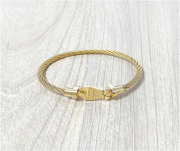 

fashion charm men stainless steel bracelet for man 18k gold plated women horseshoe buckle bangles handmade accessories with jewelr6567371, Golden;silver