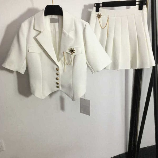 

womens designer clothing t-shirt skirt set skirt suit chain brooch embellished short sleeve suit jacket + pleated short half skirt womens cl, White