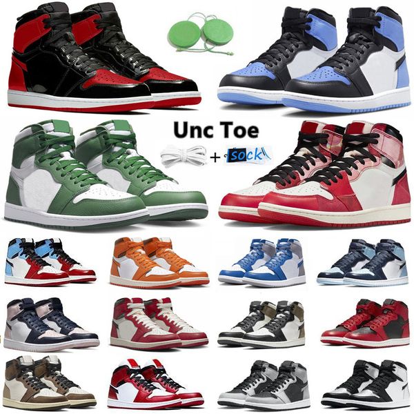 

jumpman 1 mens basketball shoes 1s mens snekaers bred patent unc toe spiderverse university blue silver toe dark mocha gorge green men women, Black