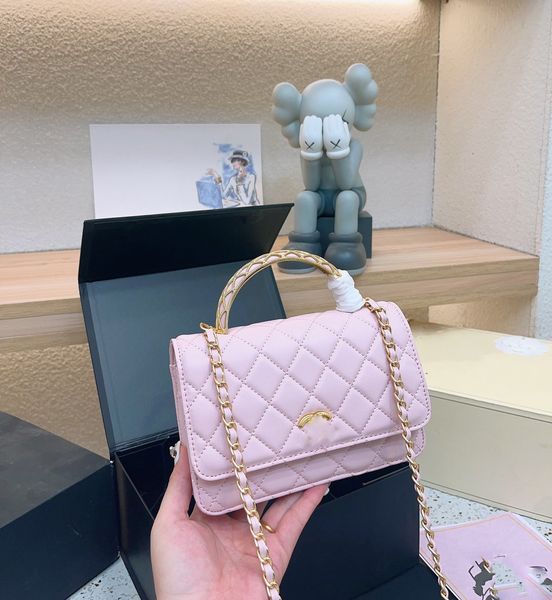 

chanei woc designer shoulder bag designer woman classic flap chain bag luxurys handbags genuine leather hollow handle womens purses 20*12cm