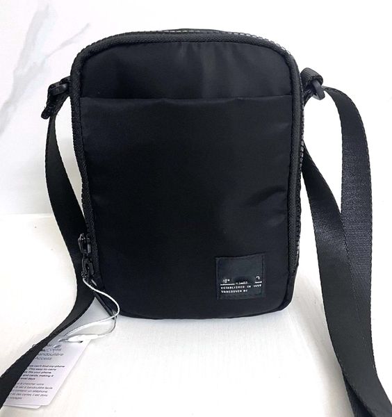 

designer shoulder men bag nylon canvas crossbody bag yoga wallet luxury outdoor bags mini gym elastic adjustable strap lulu purse