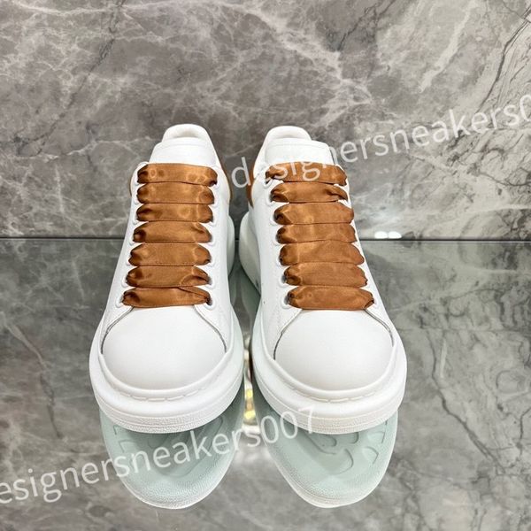 

casual shoe trainer womens flat platform designer white black leather mens designer woman shoes men designer sneaker xsd221133