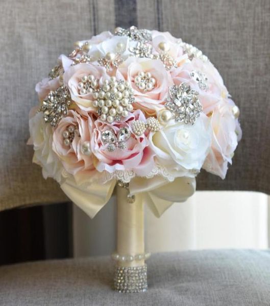 

luxurious silk artificial flowers pearls crystal wedding bouquet bridal bouquet robe de mariage handhold for bride champagne7717827