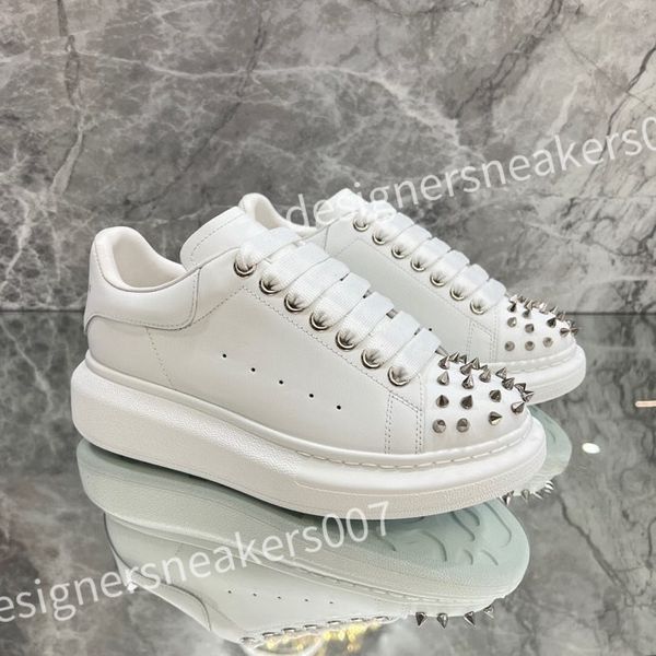 

luxurys casual shoe trainer womens flat platform designer white black leather mens designer woman shoe men designer sneaker xsd221131