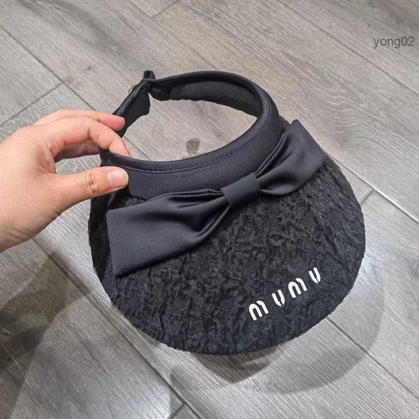 

2023 new thin hat women's miu letter adjustable hollow hat designer beanie cap baseball cap uv resistant, Blue;gray