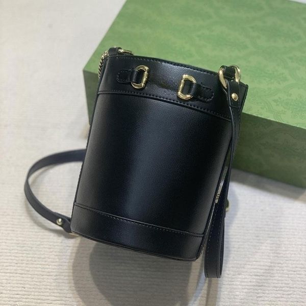 

designer shoulder bag luxury crossbody bag handbag shoulder chain bag bucket bag underarm bag women's fashion mini bag