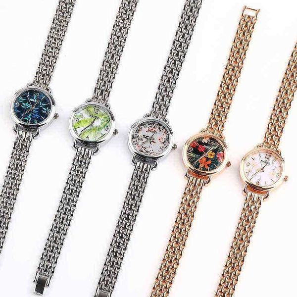 

wristwatches 2023 new fashion small dial women watches brand stainless steel bracelet ladies quartz dress luxury clock 220708, Slivery;golden