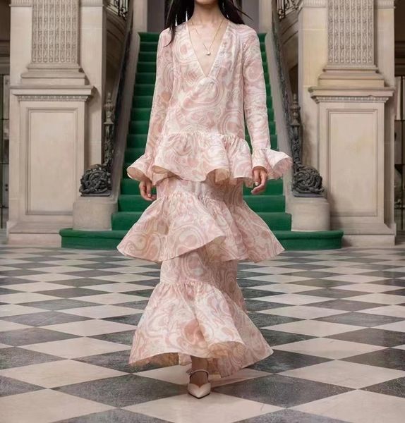 

high-quality runway style printed v-neck long sleeve cake party dress, Black