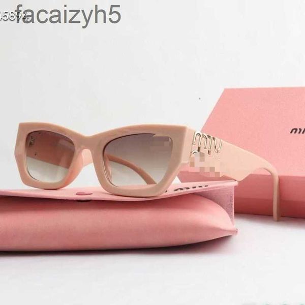 

sunglasses designer new style sunglasses, metal miu letter accessories, classic embellishments, fashion trends, pgraphy, White;black