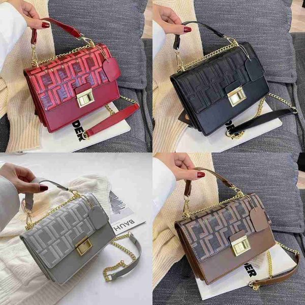 

evening bags embossed designer bags shoulder bag women classic print handbags square chain bag messenger chain portable high-capacity lady c