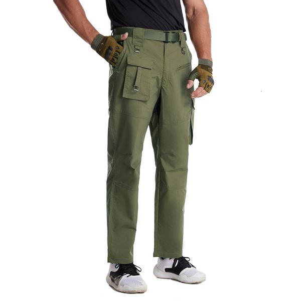 

men's pants spring and autumn men's cargo pants casual multi pocket wearresistant elastic loose military training 230721, Black