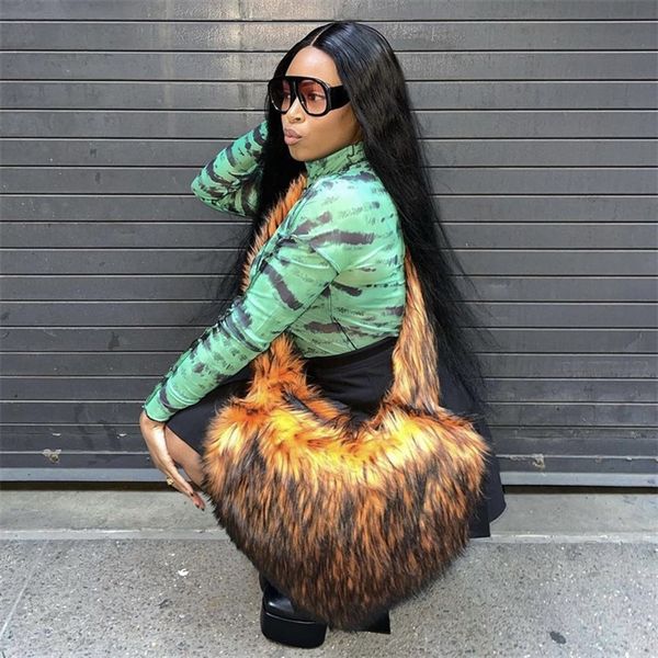 

2023 luxury designer bag faux fur winter women handbags cute plush ladies heart shaped shoulder bag female purse love tote bags