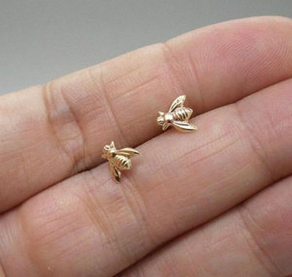 

1 pairs women fashion simple silver alloy stud earrings bee shape jewelry earring elegant gifts5484058, Golden;silver