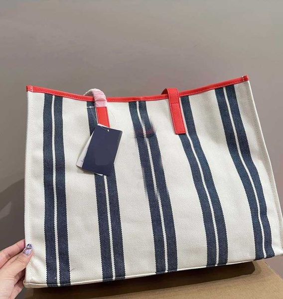 

designer handbags totes canvas stripe tote large capacity commuter travel bright crossbody bag single messengers purses 230722