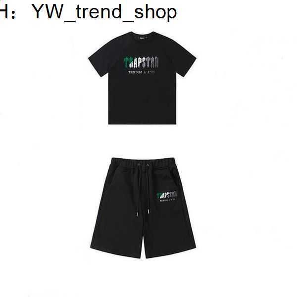 

men's trapstar t shirt set letter embroidered tracksuit short sleeve plush shortsmotion 71es vye4, Gray