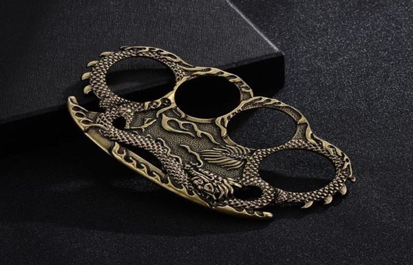 

four multi functional tiger finger ring fist set window breaker survival tool girl039s wolf proof hand clasp obqu1724532